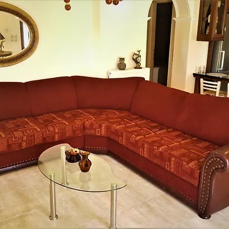 Peter's House شقة